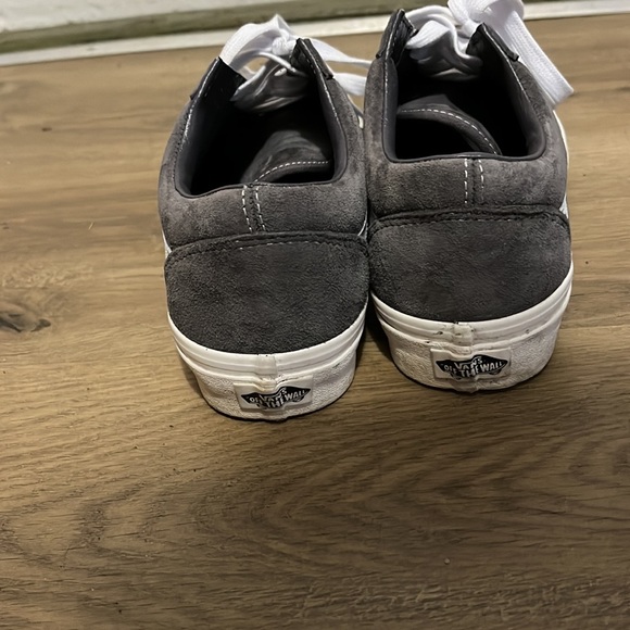 Vans - Picture 4 of 7